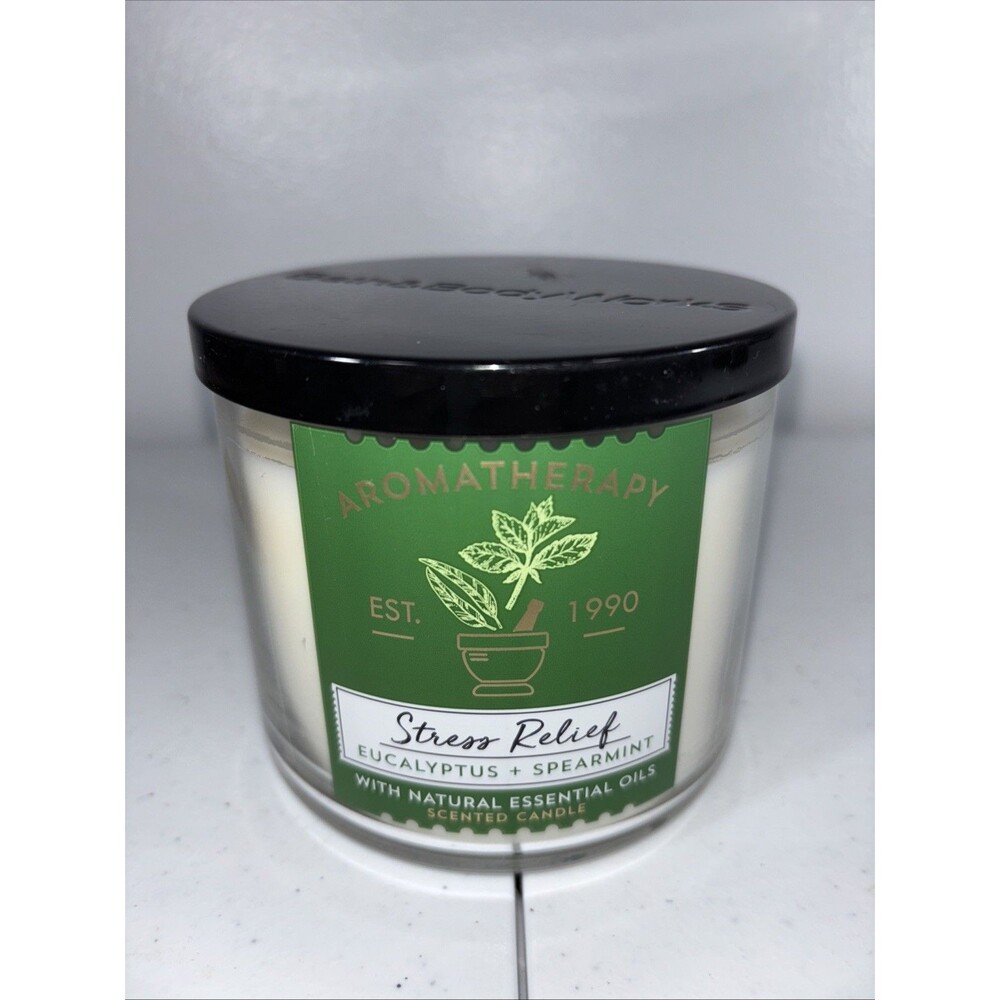 Bath & Body Works Aromatherapy Stress Relief Eucalyptus Spearmint Candle 14.5oz - Picture 2 of 8
